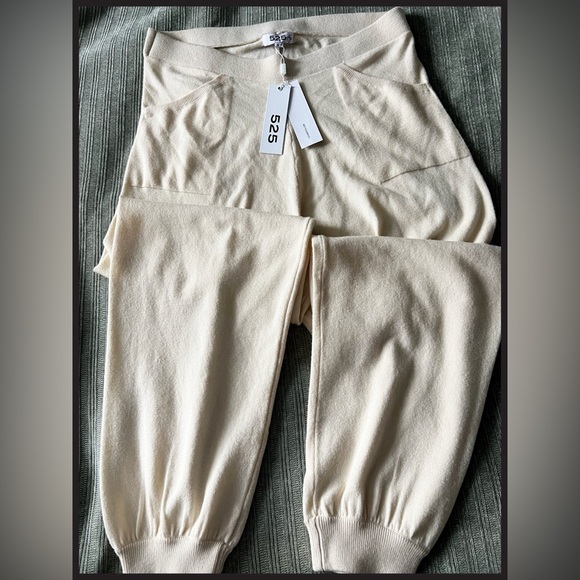 NWT 525 Cream Lounge Pants. - Picture 2 of 4